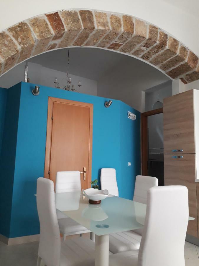 Cortile Maggiore Home Чефалу Экстерьер фото